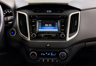 Подержанный автомобиль Hyundai Creta 2018 года (15 фото)