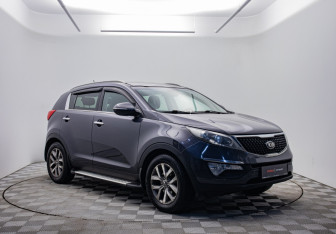 Подержанный автомобиль Kia Sportage 2014 года (3 фото)