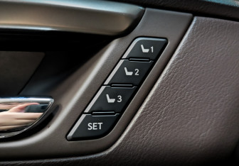 Подержанный автомобиль Lexus RX 2017 года (28 фото)