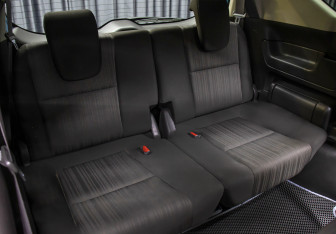 Подержанный автомобиль Honda Freed 2016 года (14 фото)