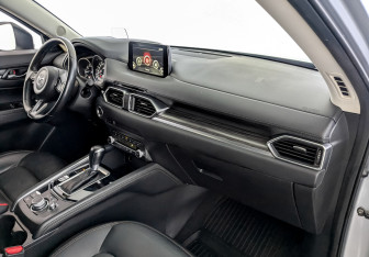 Подержанный автомобиль Mazda CX-5 2021 года (11 фото)