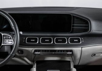 Подержанный автомобиль Mercedes-Benz GLE 2019 года (13 фото)