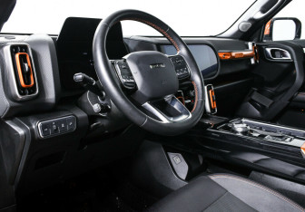 Подержанный автомобиль Haval Dargo 2023 года (11 фото)