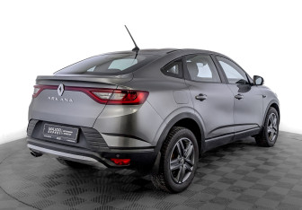 Подержанный автомобиль Renault Arkana 2021 года (5 фото)