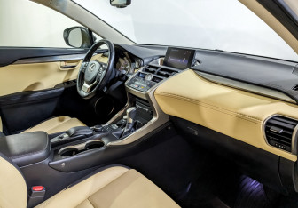 Подержанный автомобиль Lexus NX 2016 года (11 фото)