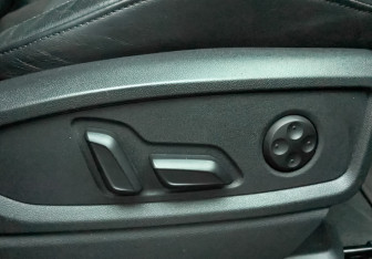 Подержанный автомобиль Audi Q5 2018 года (30 фото)