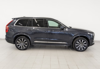 Подержанный автомобиль Volvo XC90 2021 года (4 фото)