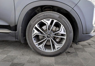 Подержанный автомобиль Hyundai Santa Fe 2020 года (18 фото)