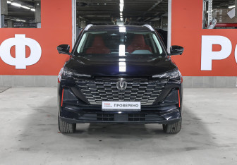 Подержанный автомобиль Changan UNI-S 2024 года (2 фото)