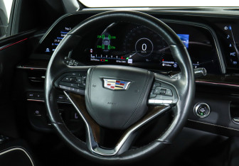 Подержанный автомобиль Cadillac Escalade Suv 2022 года (20 фото)
