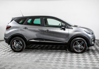 Подержанный автомобиль Renault Kaptur 2017 года (4 фото)