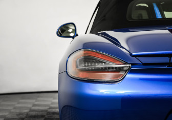 Подержанный автомобиль Porsche Boxster 2015 года (16 фото)