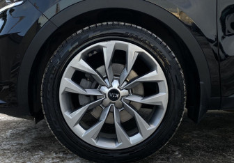 Подержанный автомобиль Kia Sorento 2020 года (9 фото)