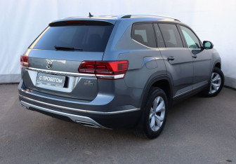 Подержанный автомобиль Volkswagen Teramont 2018 года (4 фото)