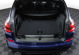 Подержанный автомобиль BMW X3 2018 года (9 фото)