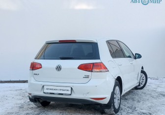 Подержанный автомобиль Volkswagen Golf Hatchback 2013 года (5 фото)