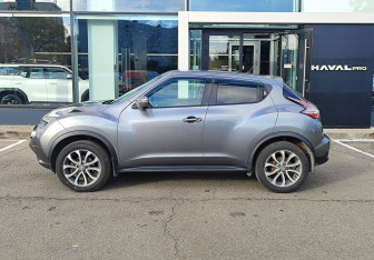Подержанный автомобиль Nissan Juke 2017 года (8 фото)