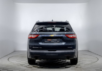 Подержанный автомобиль Chevrolet Traverse 2019 года (5 фото)