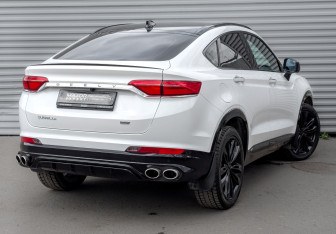 Подержанный автомобиль Geely Tugella 2023 года (5 фото)