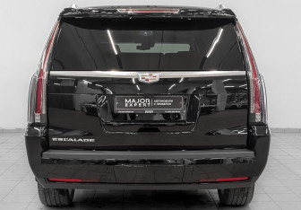 Подержанный автомобиль Cadillac Escalade Suv 2019 года (6 фото)