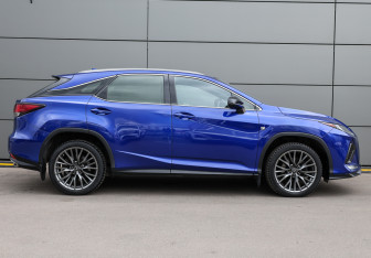 Подержанный автомобиль Lexus RX 2019 года (4 фото)