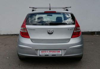Подержанный автомобиль Hyundai i30 Hatchback 2010 года (6 фото)