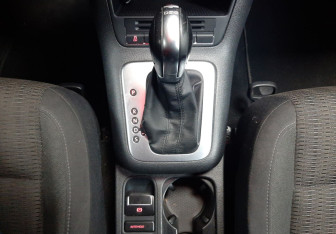 Подержанный автомобиль Volkswagen Tiguan 2015 года (20 фото)