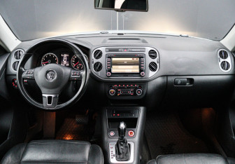 Подержанный автомобиль Volkswagen Tiguan 2013 года (8 фото)