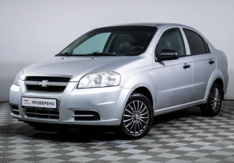 Подержанный автомобиль Chevrolet Aveo Sedan 2010 года (1 фото)