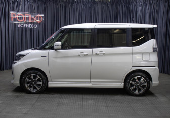 Подержанный автомобиль Mitsubishi Delica D:2 Microvan 2019 года (8 фото)