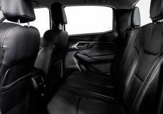 Новый Isuzu D-Max 2025 (13 фото)