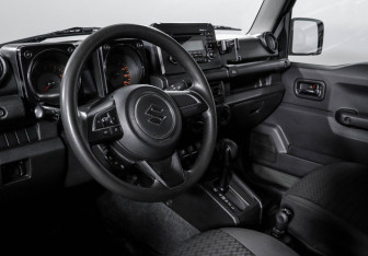 Подержанный автомобиль Suzuki Jimny 2019 года (14 фото)
