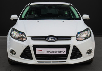 Подержанный автомобиль Ford Focus Hatchback 2013 года (2 фото)
