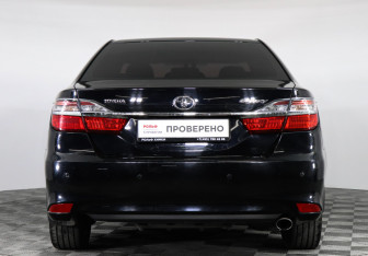 Подержанный автомобиль Toyota Camry Sedan 2016 года (5 фото)