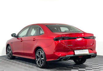 Подержанный автомобиль Kaiyi E5 2023 года (7 фото)