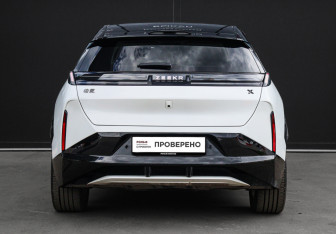 Подержанный автомобиль Zeekr X 2023 года (5 фото)