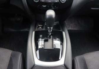 Подержанный автомобиль Nissan Qashqai 2018 года (18 фото)