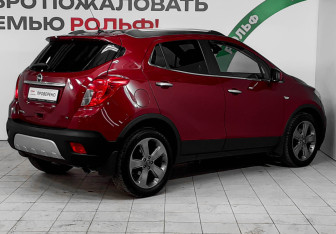 Подержанный автомобиль Opel Mokka 2013 года (4 фото)