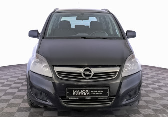 Подержанный автомобиль Opel Zafira Compactvan 2012 года (2 фото)
