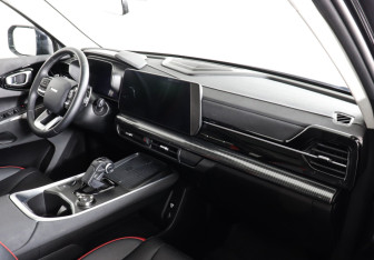 Подержанный автомобиль Haval H3 2024 года (12 фото)
