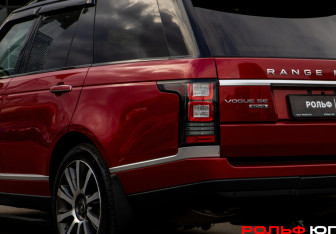 Подержанный автомобиль Land Rover Range Rover 2014 года (26 фото)