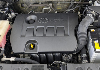 Подержанный автомобиль Toyota RAV4 2018 года (9 фото)