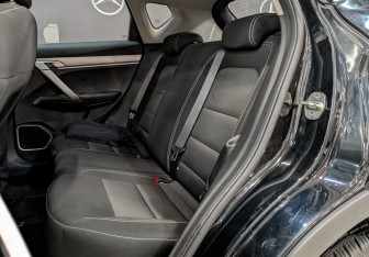 Подержанный автомобиль Geely Coolray 2022 года (17 фото)