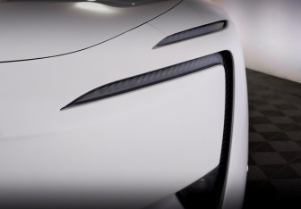 Подержанный автомобиль Avatr 11 2023 года (19 фото)