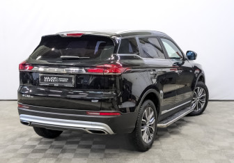 Подержанный автомобиль Geely Atlas Pro 2023 года (5 фото)