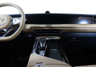 Подержанный автомобиль Voyah Free 2023 года (14 фото)