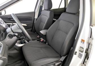 Подержанный автомобиль Suzuki SX4 Hatchback 2021 года (21 фото)