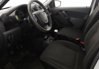 Подержанный автомобиль LADA (ВАЗ) Granta Sedan 2014 года (7 фото)