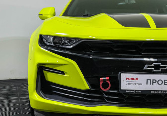 Подержанный автомобиль Chevrolet Camaro Coupe 2019 года (30 фото)