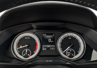 Подержанный автомобиль Skoda Superb Liftback 2021 года (16 фото)